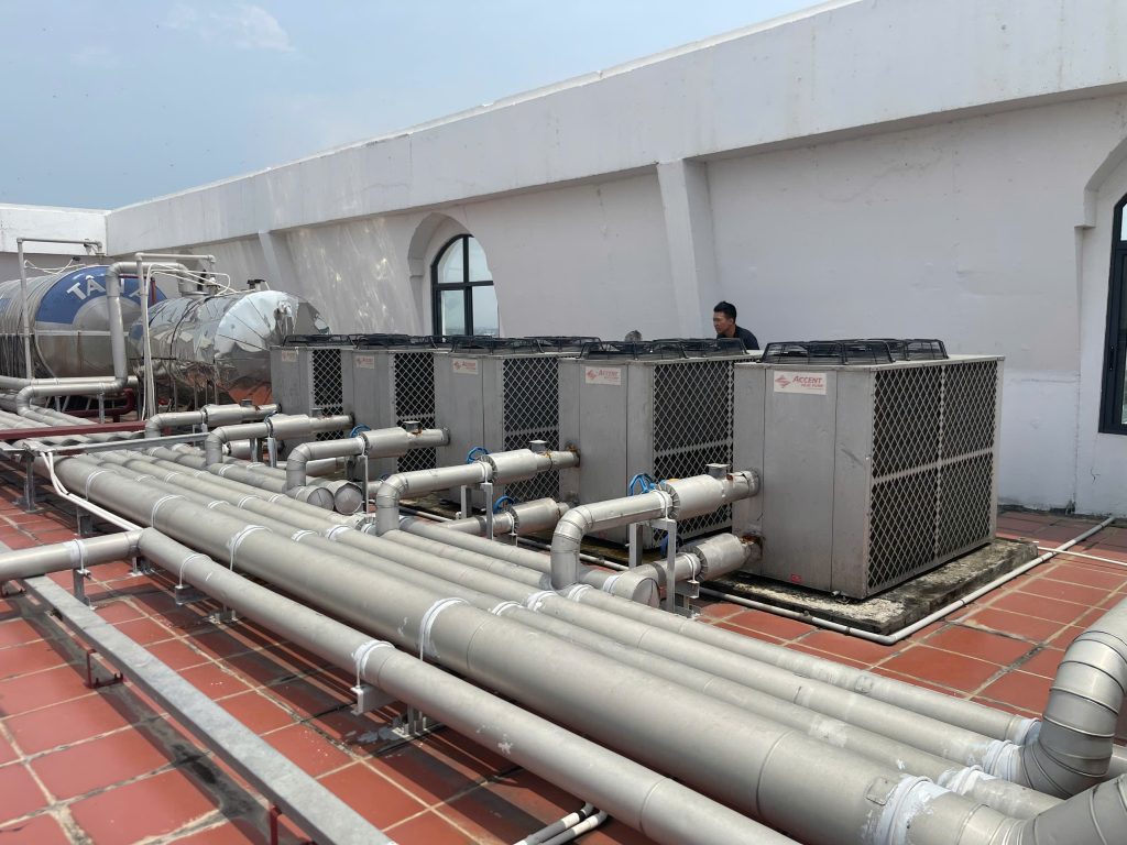 Hệ thống bơm nhiệt nước nóng tại Quảng Ninh 1