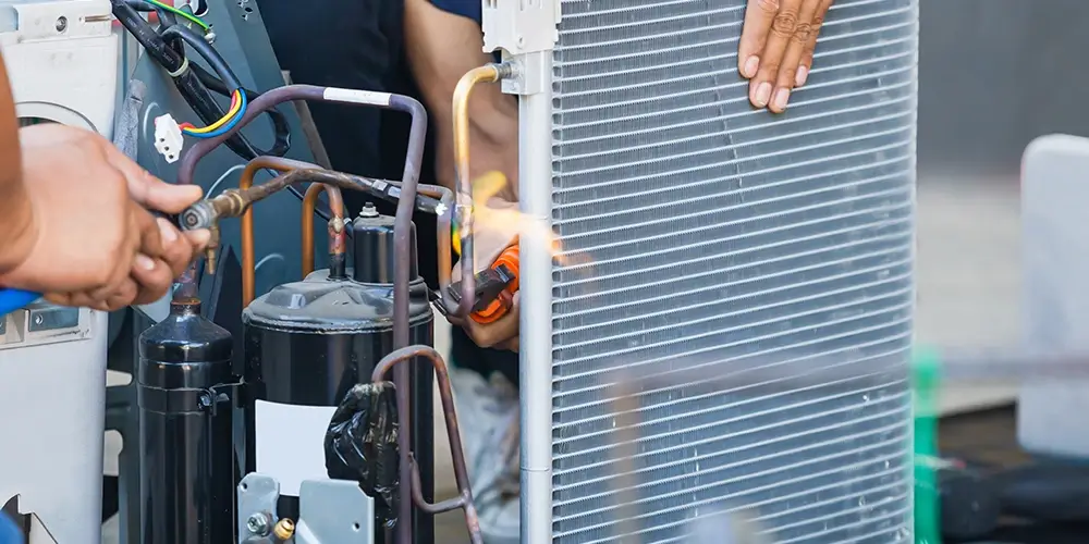 Bảo dưỡng heat pump nạp thêm ga (gas), nên lựa chọn ga nào?