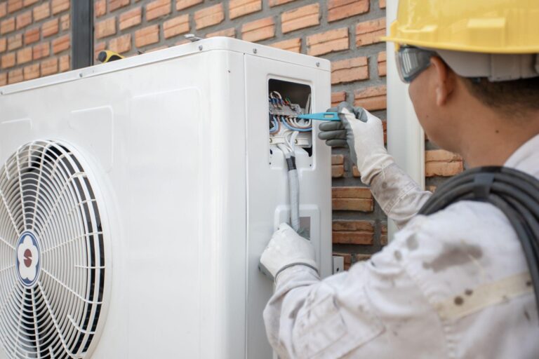 Tips bảo dưỡng máy nén của heat pump