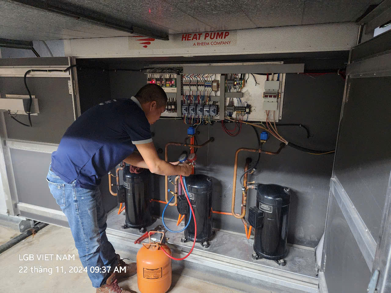 Tips bảo dưỡng máy nén của heat pump