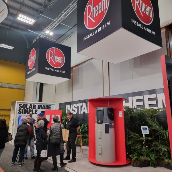 showroom máy bơm nhiệt Rheem